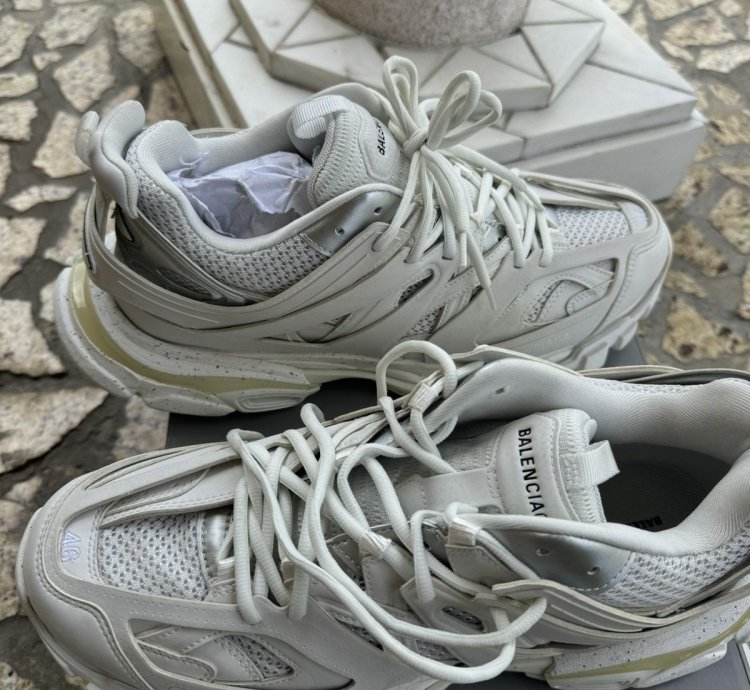 Balenciaga Track glow bundle of 2 pairs