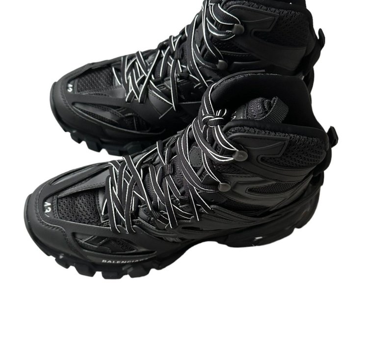 Balenciaga track hike black