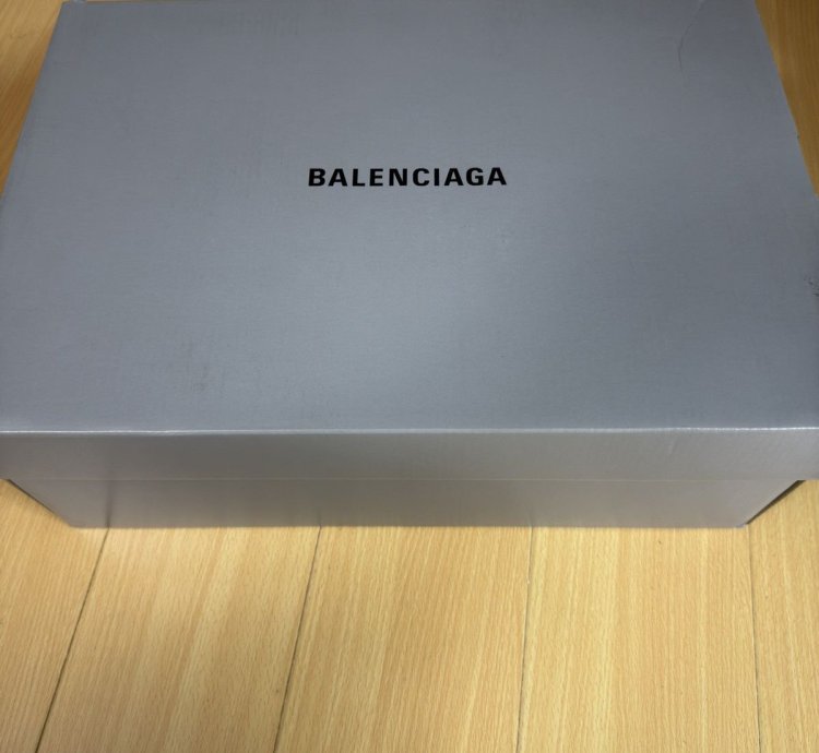 Balenciaga track khaki