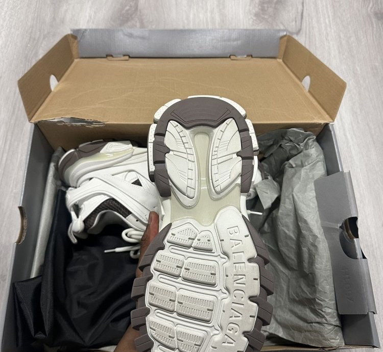 Balenciaga Track Runner