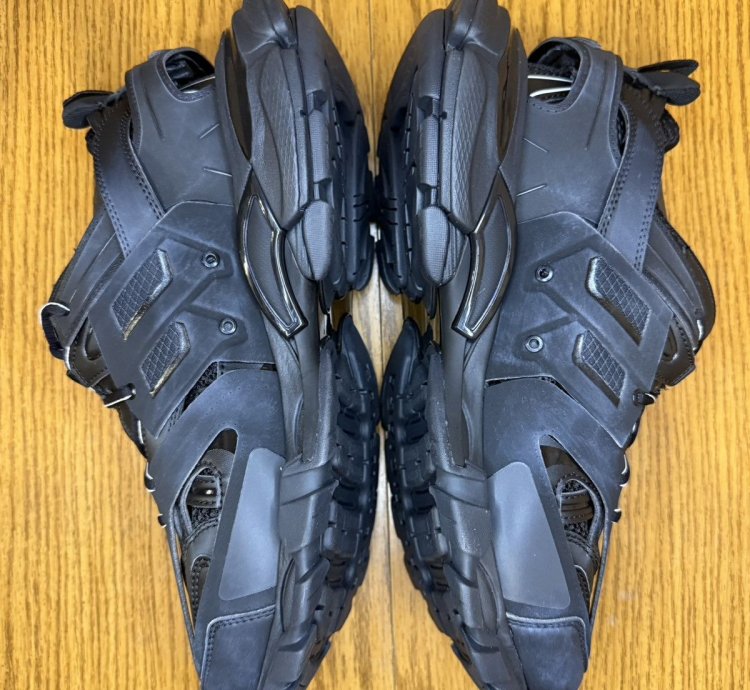 Balenciaga Track Sneaker (Black)