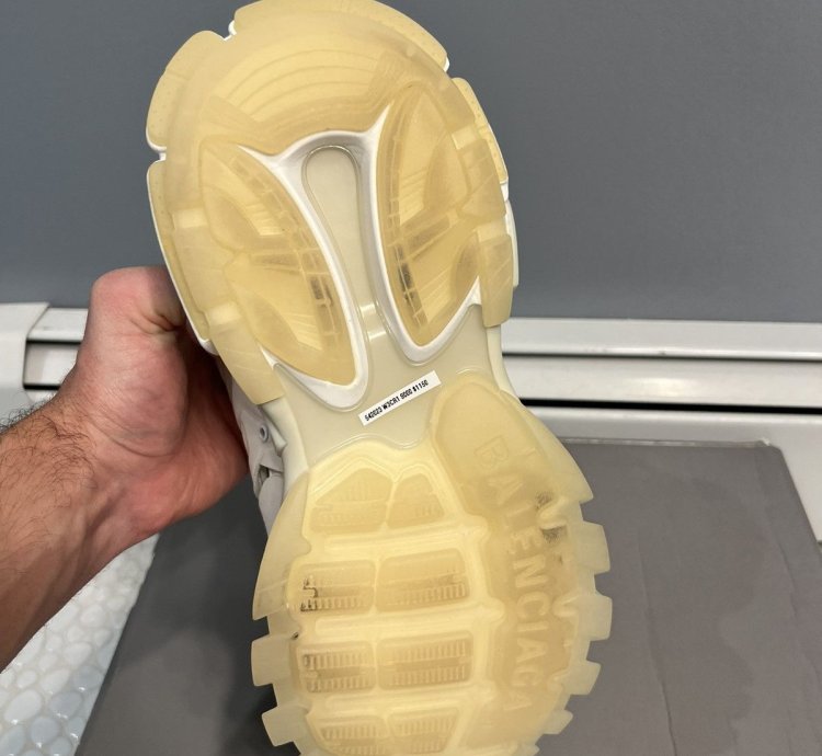 Balenciaga Track Trainer Glow in the Dark size 9 US