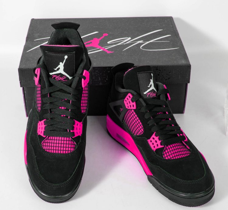 Jordan 4 “ Pink Thunder ”