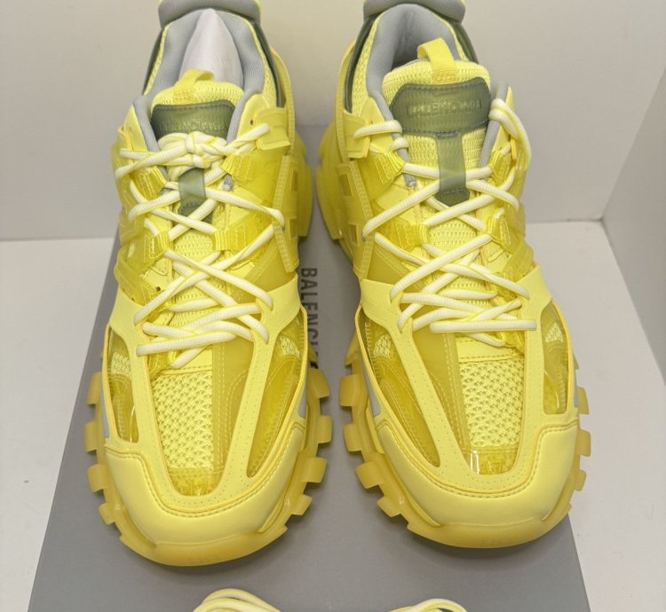 Balenciaga Track Yellow Clear Size 47 14 New With Box