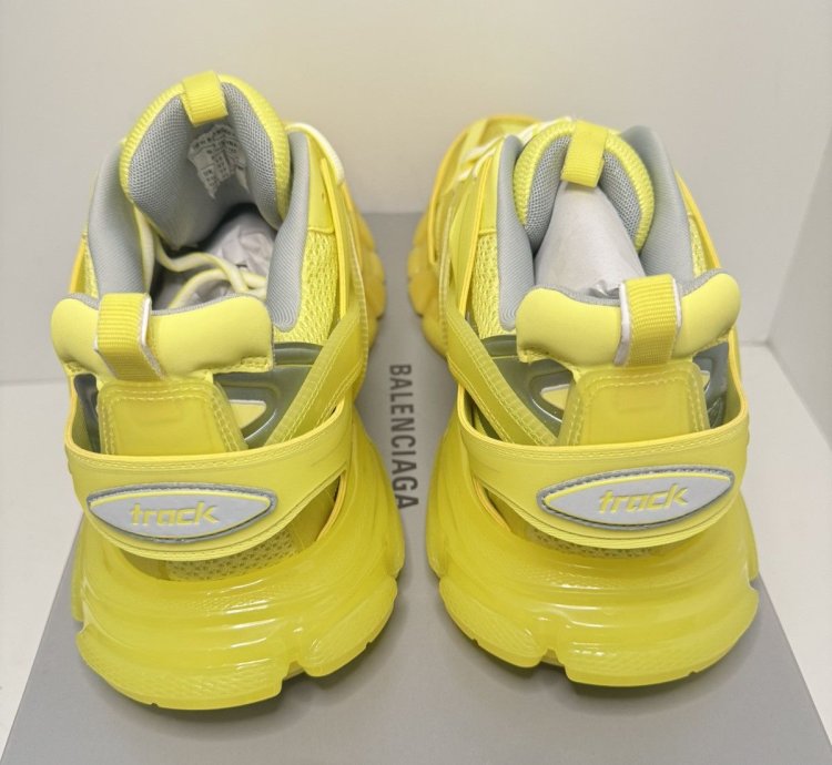 Balenciaga Track Yellow Clear Size 47 14 New With Box