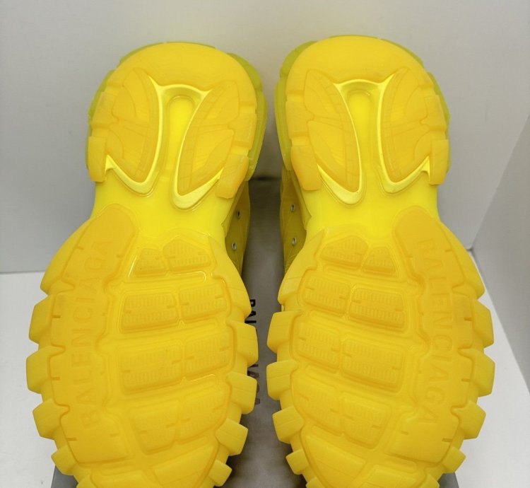 Balenciaga Track Yellow Clear Size 47 14 New With Box