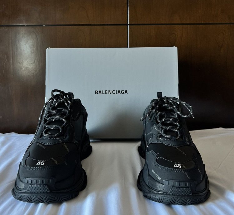 Balenciaga Triple (All over)