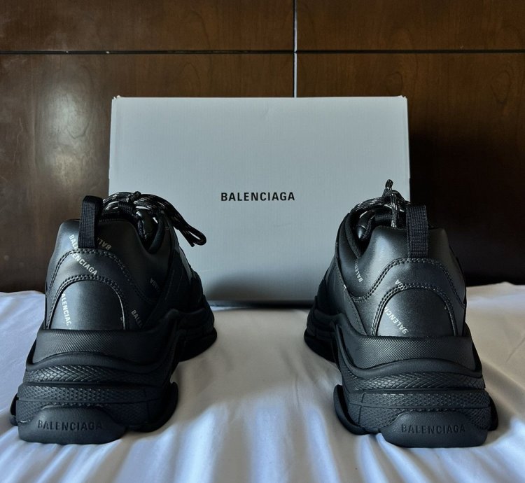 Balenciaga Triple (All over)
