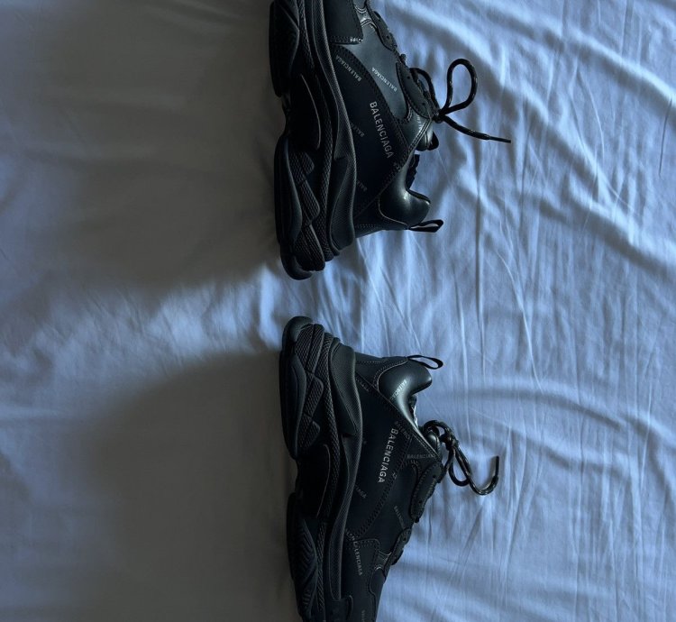 Balenciaga Triple (All over)