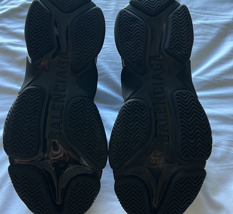 Balenciaga Triple (All over)