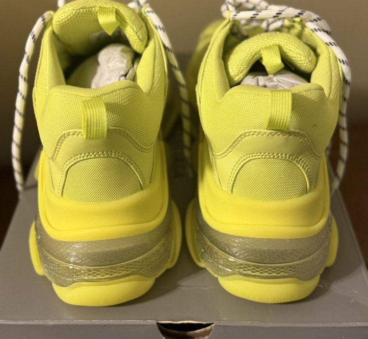 Balenciaga Triple BRAND NEW