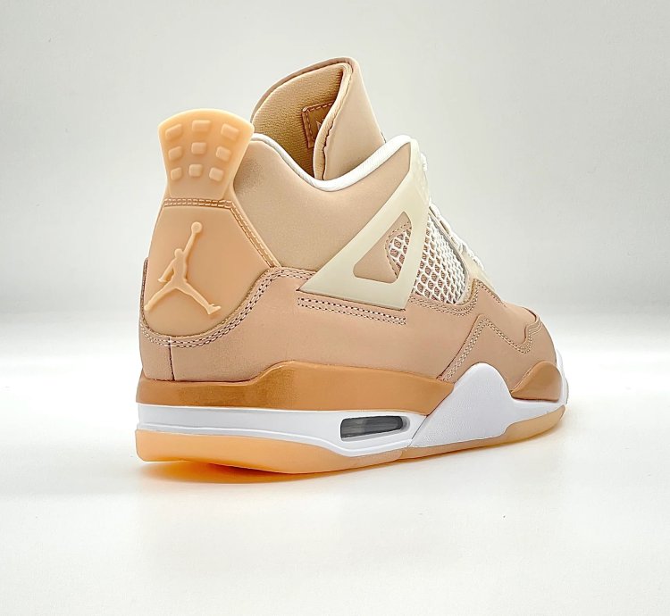 Nike Air Jordan 4 " shimmer ”