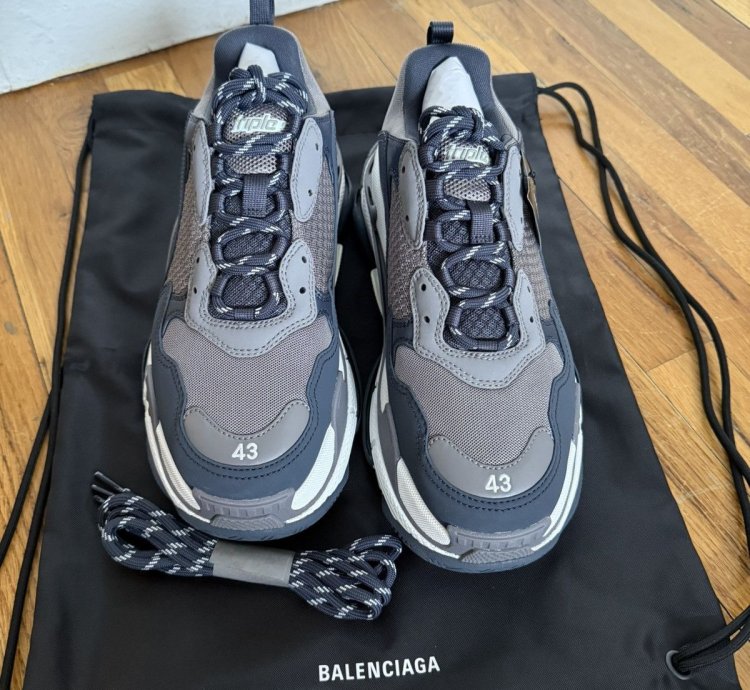 Balenciaga Triple Sneakers