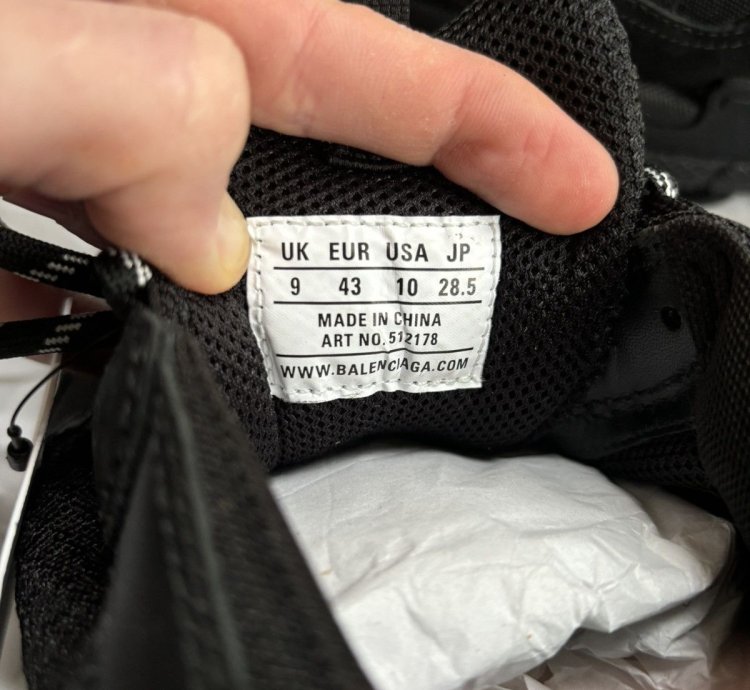 Balenciaga Triple triple black 2018 EU43 non distressed