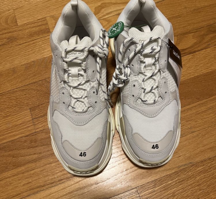 Balenciaga Triple White (2019)