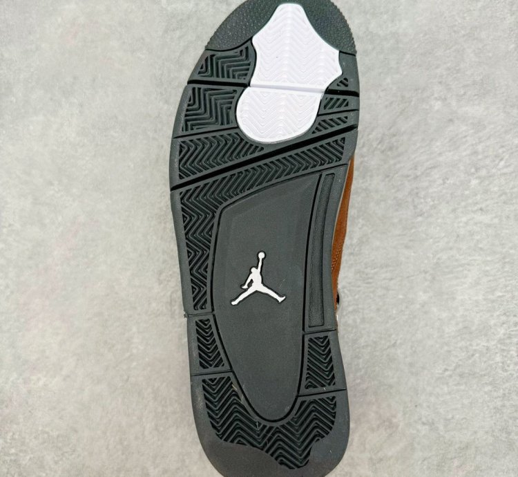 Nike Air Jordan 4 Retro " Silver Brown "