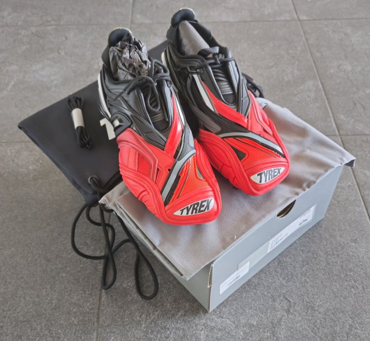 Balenciaga Tyrex Red Black