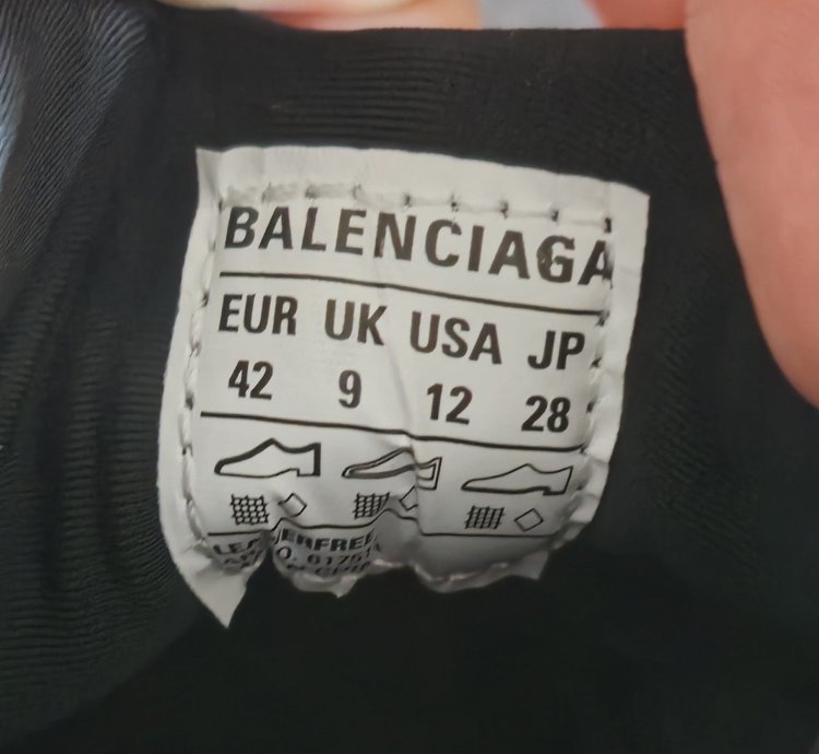 Balenciaga Tyrex Red Black