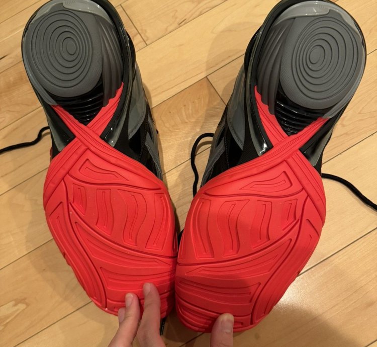 Balenciaga tyrex size 42