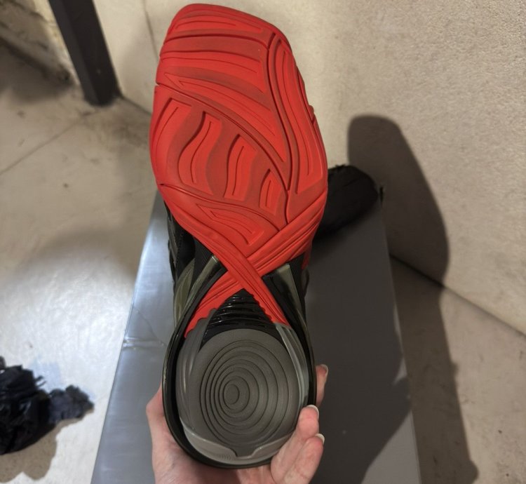 Balenciaga Tyrex Sneaker Red