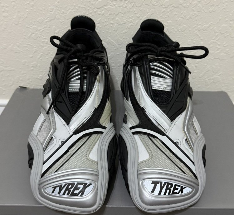 Balenciaga Tyrex Sneaker Silver Black