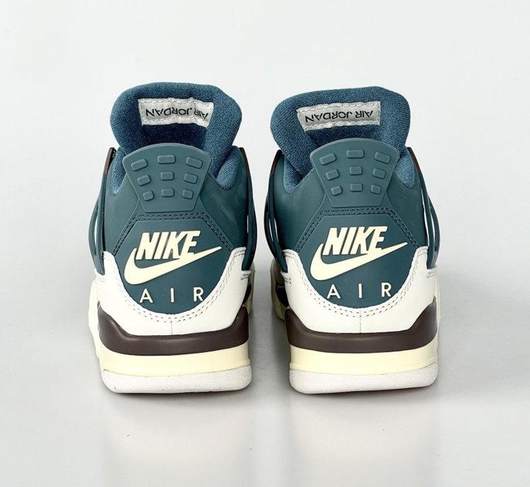 Jordan 4 Retro " Snorlax "