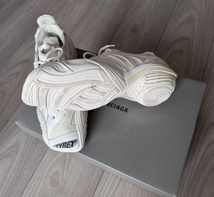 Balenciaga tyrex white