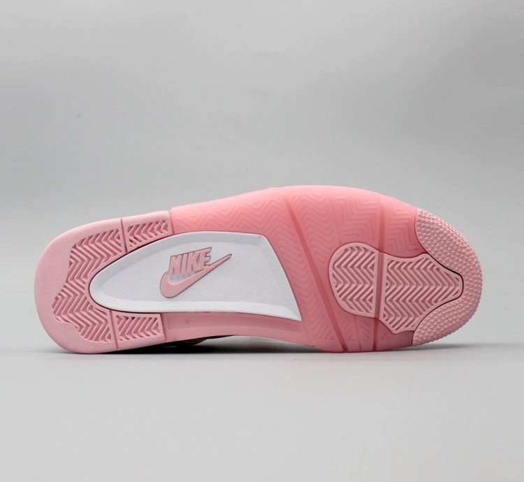 Nike Air Jordan 4 “ Soft Pink ” 💕