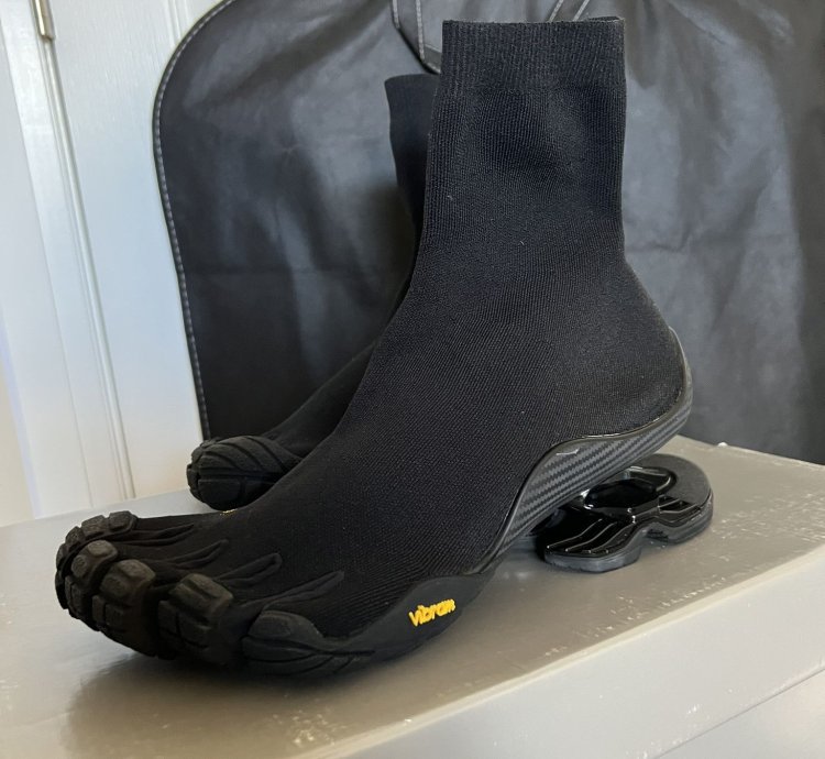 Balenciaga Vibram Five Finger Toe Shoes Size 42
