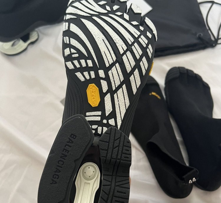 Balenciaga Vibram Toe Shoes Heel version Sz 41
