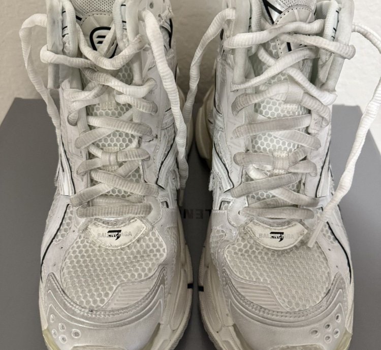 Balenciaga White Runner High Top Sneaker (44)