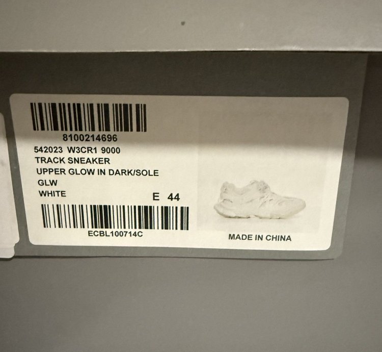 Balenciaga White Track Glow In The Dark (44)