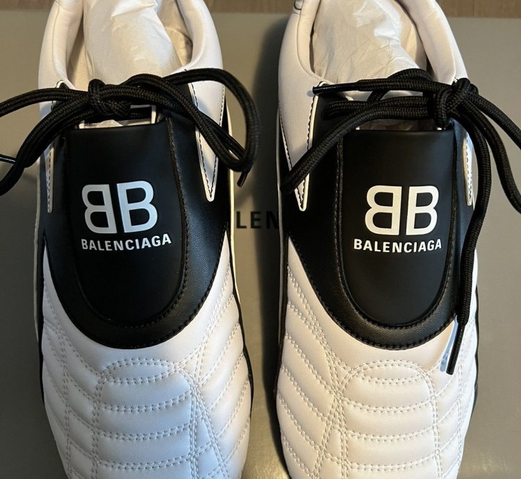 Balenciaga Zen Sneaker