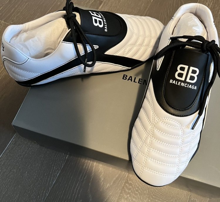 Balenciaga Zen Sneaker