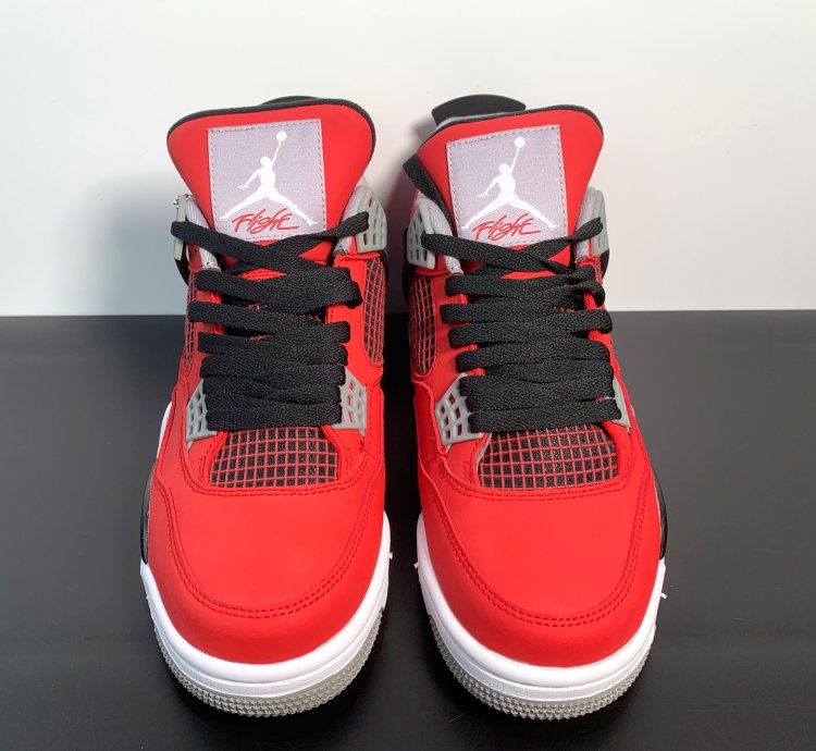Jordan 4 Retro " Toro Bravo " Red