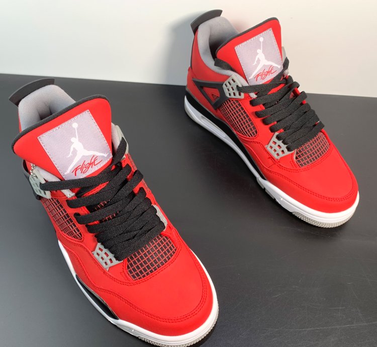 Jordan 4 Retro " Toro Bravo " Red