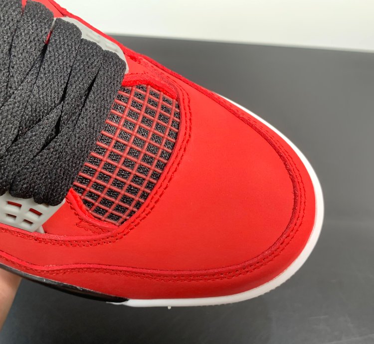 Jordan 4 Retro " Toro Bravo " Red