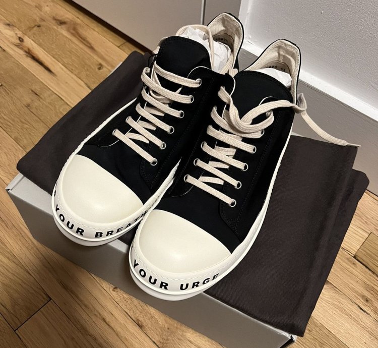 BNIB Rick Owens Ramones Low top sneakers 2023