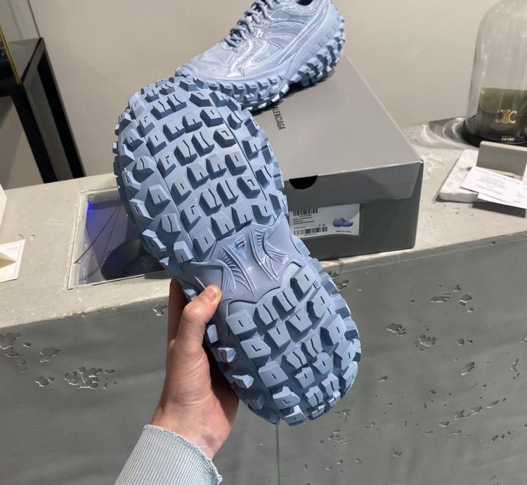 BNWT Balenciaga Defender Bouncer Sneaker