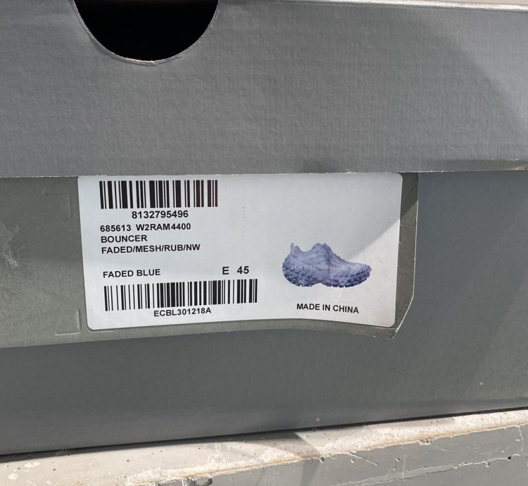 BNWT Balenciaga Defender Bouncer Sneaker