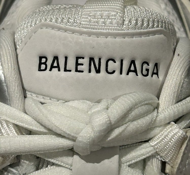 BRAND NEW BALENCIAGA TRACK RUNNERS ALL WHITE SIZE 10