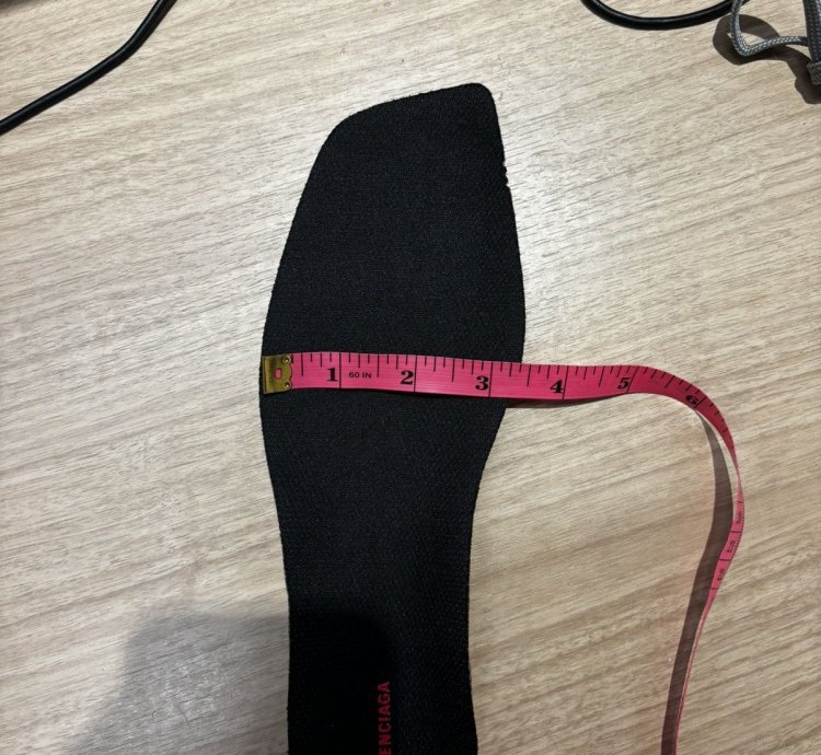 Brand New Balenciaga Tyrex Sneaker