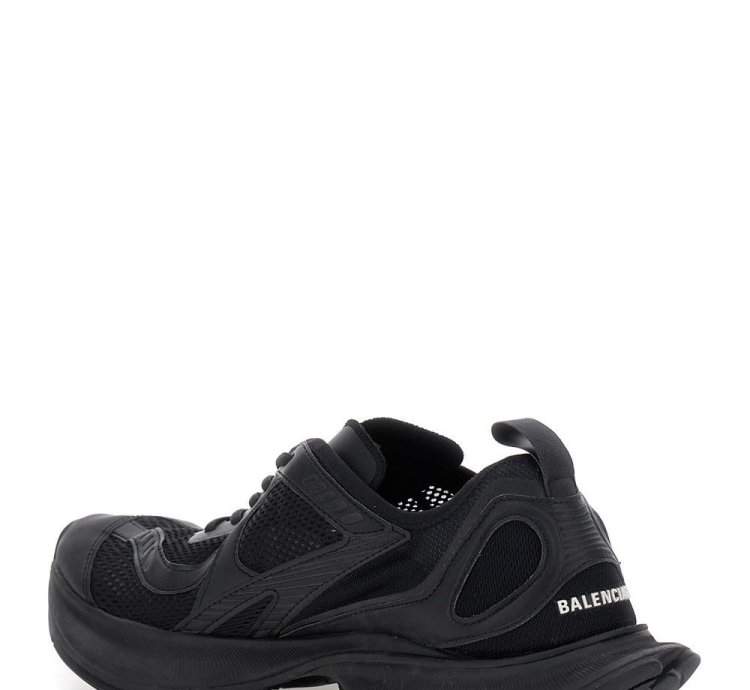 Circuit Black Sneakers with Logo on the Sole and Back in Tech Fabric Blend Man