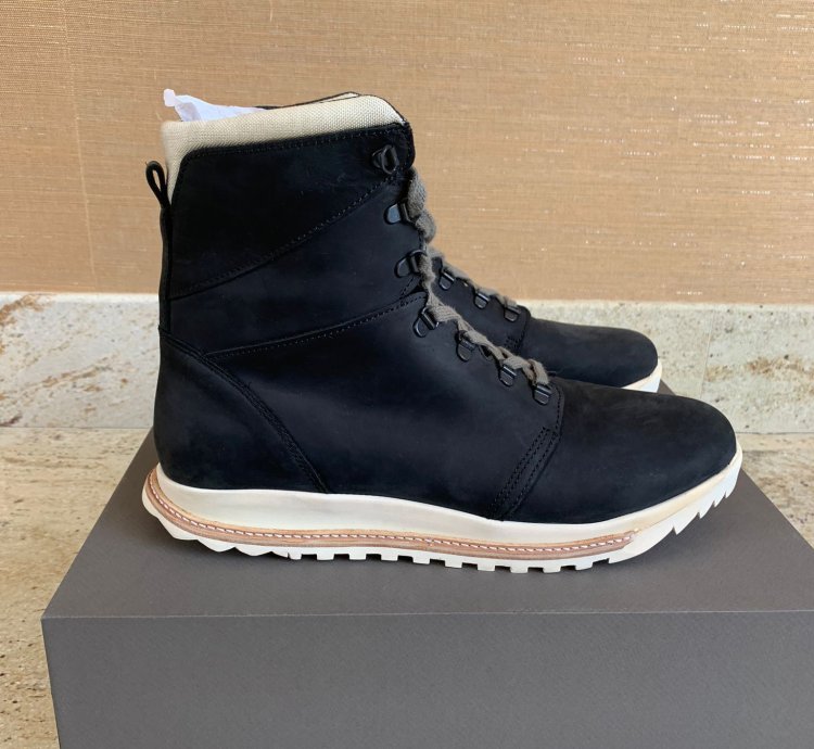 Dirt Grafton Lace Up Sneaker in Black