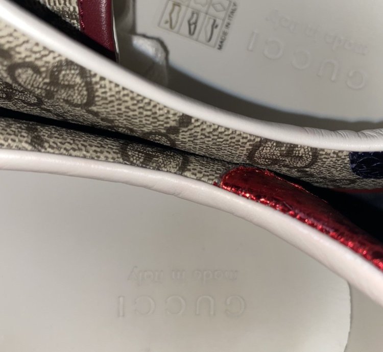100 authentic Gucci Ace GG Supreme sneaker