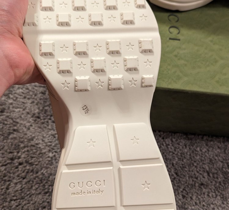 13 5 Gucci exquisite rhyton sneakers