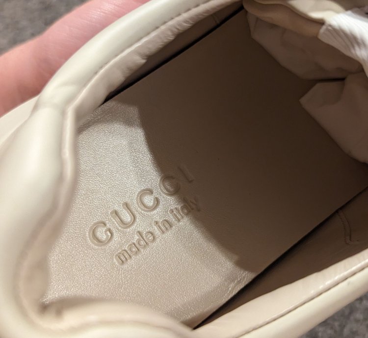 13 5 Gucci exquisite rhyton sneakers