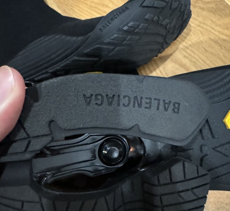 Five Finger Vibram Toe Sneakers