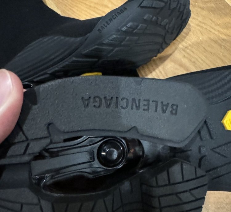 Five Finger Vibram Toe Sneakers