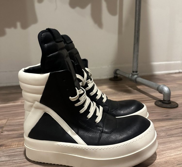 FW23 Mega Bumper Geobasket Hightop Sneakers 40